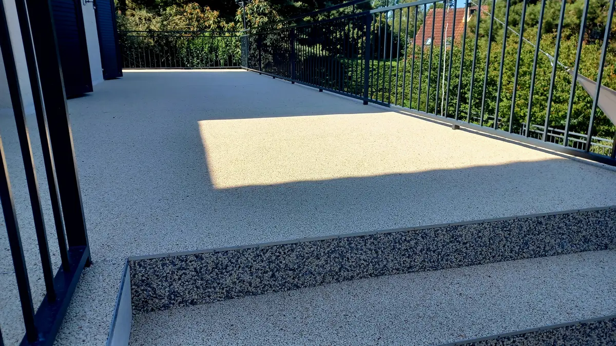 Terrasse et escalier en resine