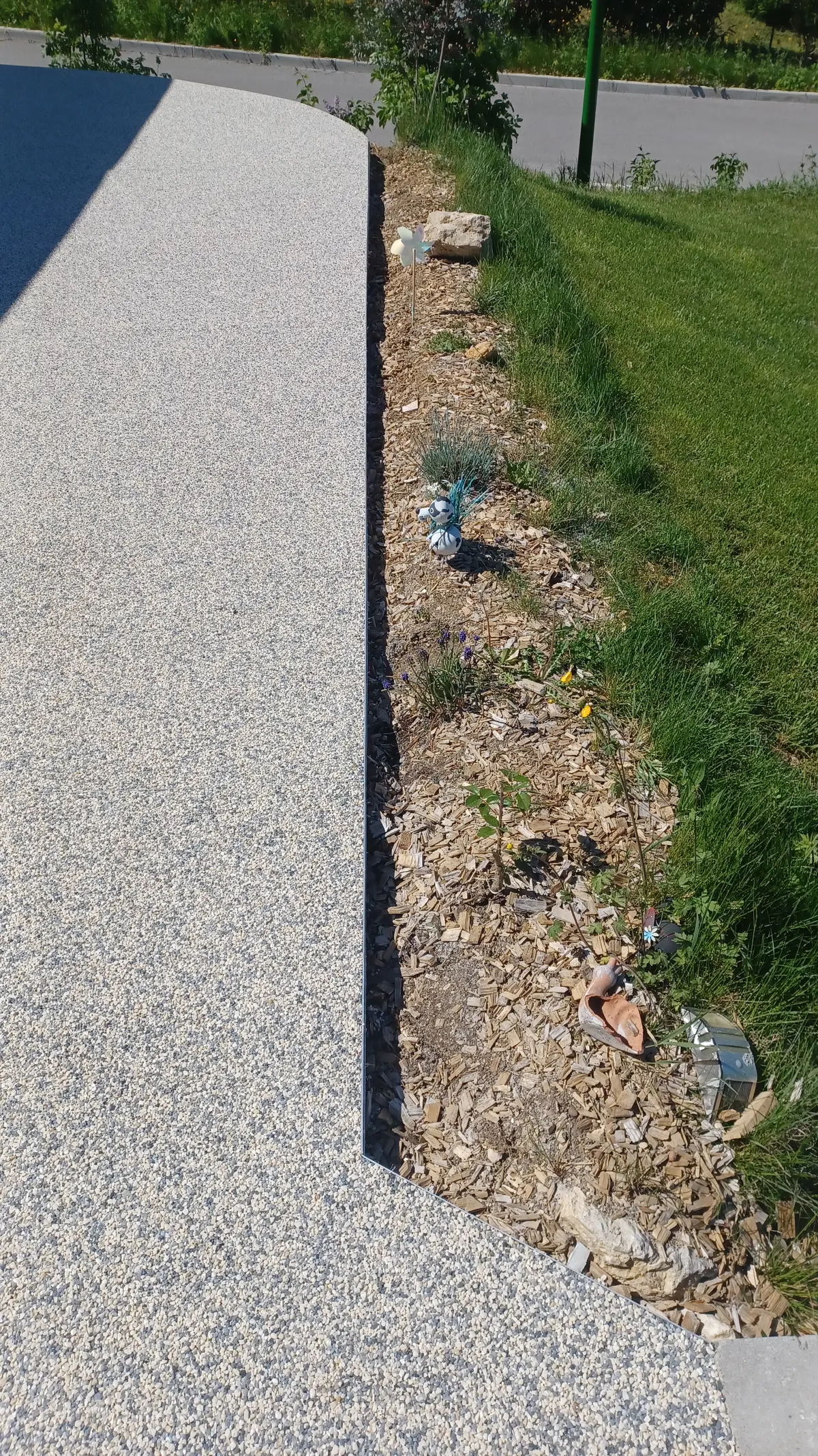 Resine drainante et enrochement